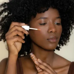 Andreia Refresh Concealer Corretor Multifunções 07 Ambar