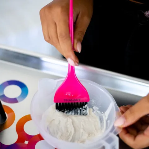 Framar Trincha De Coloração Rosa