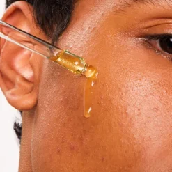 Hello Sunday The One That Makes You Glow Serum Anti Manchas Spf40