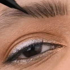 Maybelline Build-A-Brow 2 In 1 Caneta E Gel De Sobrancelhas 255 Soft Brown