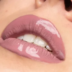 Nyx Pro Makeup Shine Loud High Pigment Overnight Hero