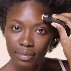 Revlon Roll-On Facial Vulcânico Para Controlo Pele Oleosa